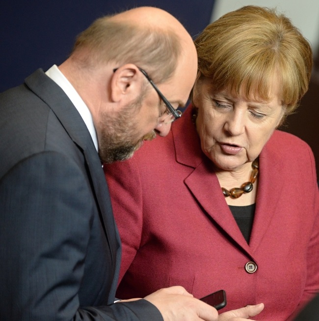 Martin Schulz a Angela Merkelová. Martin Schulz a Angela Merkelová.