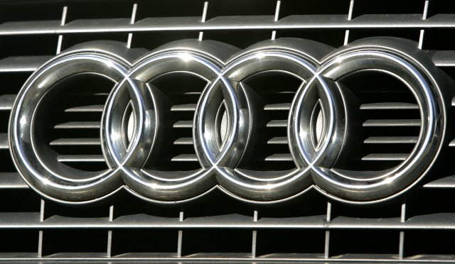 Logo značky Audi.
