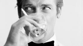 Britský herec Roger Moore.