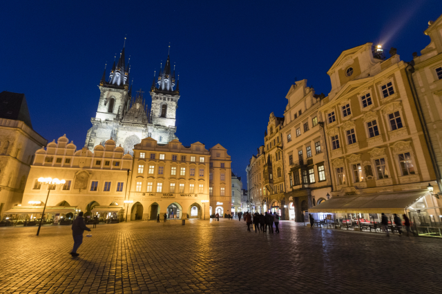 Praha patří mezi deset nejvyhledávanějších turistických destinací. Praha patří mezi deset nejvyhledávanějších turistických destinací.