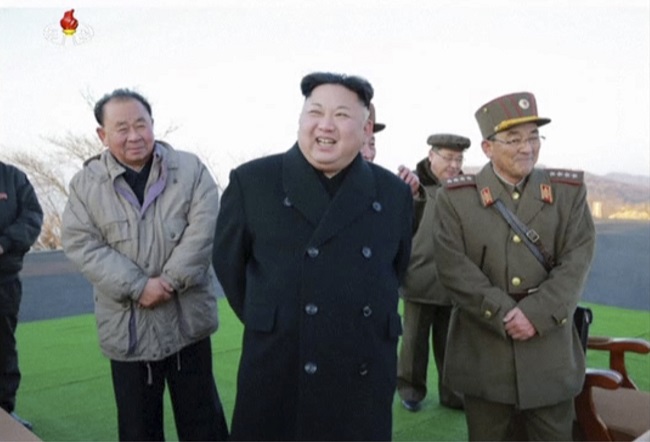 Na odpálení rakety dohlížel sám vůdce KLDR Kim Čong-un.