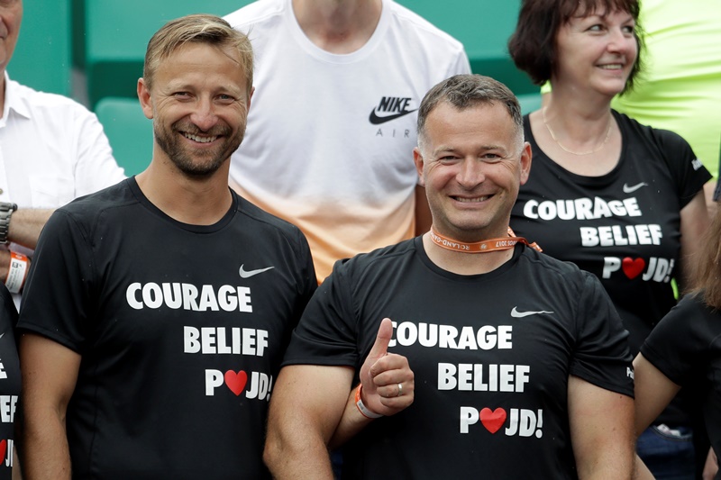 Jiří Vaněk (vlevo) trénoval před Petrou Kvitovou Karolínu Plíškovou. Jiří Vaněk (vlevo) trénoval před Petrou Kvitovou Karolínu Plíškovou.
