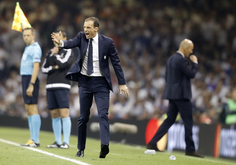 Trenér Juventusu Massimiliano Allegri. Trenér Juventusu Massimiliano Allegri.