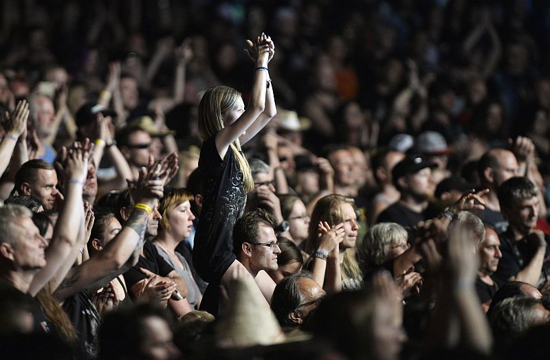 Fanoušci na hudebním festivalu Metalest Open Air v Plzni.