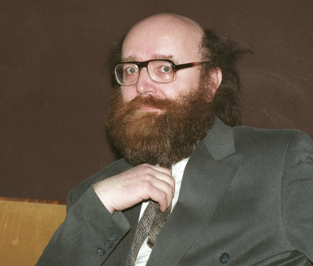 Spisovatel Eduard Petiška. Spisovatel Eduard Petiška.