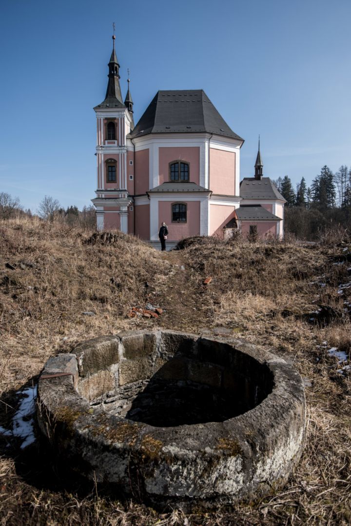 Kostel svaté Anny a svatého Jakuba.