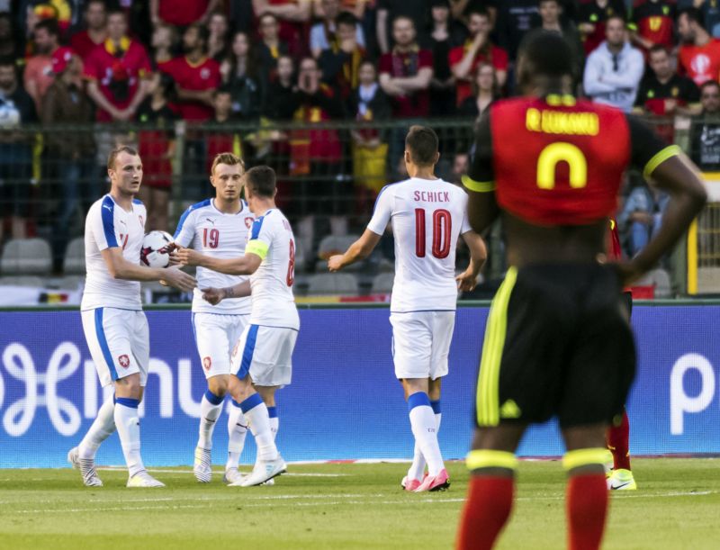Michael Krmenčík slaví gól v síti Belgie.