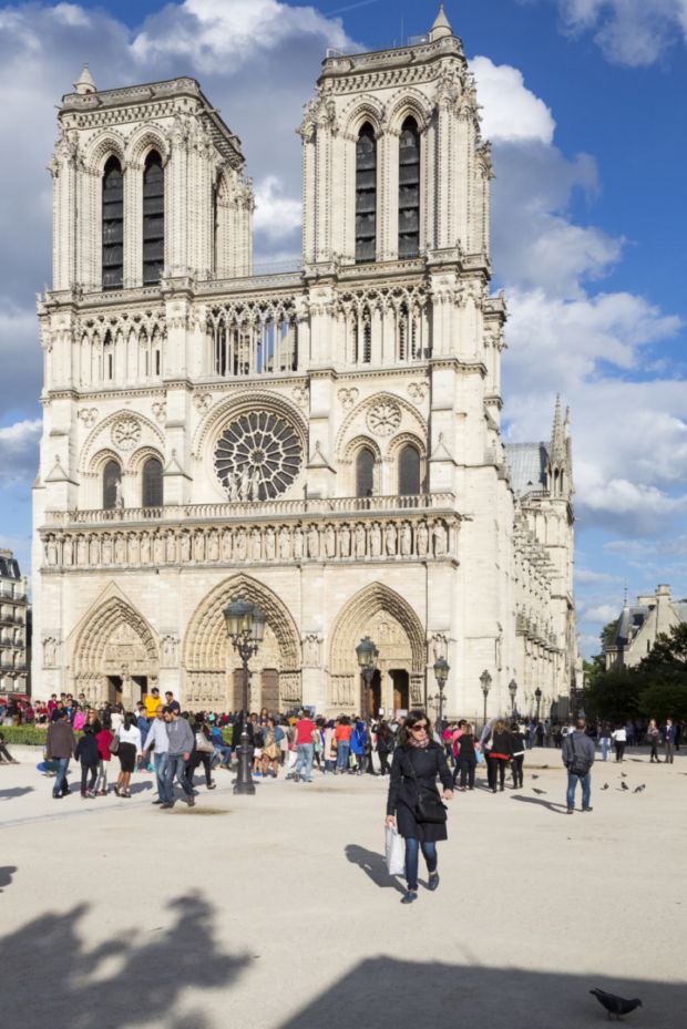 Katedrála Notre-Dame. Katedrála Notre-Dame.