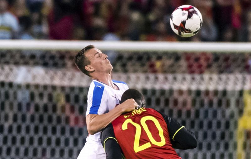 Český fotbalový reprezentant Vladimír Darida v zápase s Belgií. Český fotbalový reprezentant Vladimír Darida v zápase s Belgií.