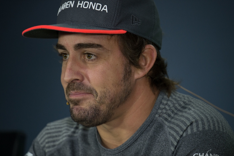 Fernando Alonso se zvýšením počtu závodů v F1 nesouhlasí. Fernando Alonso se zvýšením počtu závodů v F1 nesouhlasí.