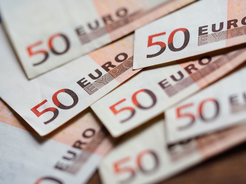Euro se stává jedním z předních předvolebních témat (ilustrační foto).