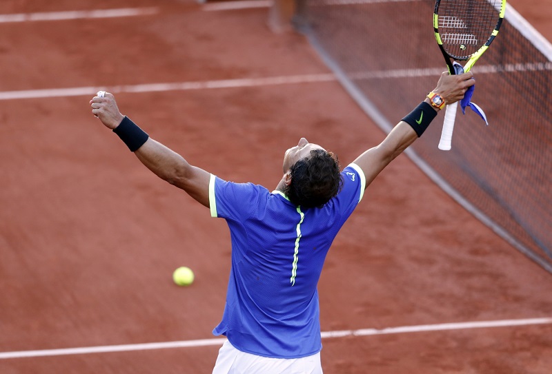 Král antukových turnajů Rafael Nadal postoupil do finále French Open. Král antukových turnajů Rafael Nadal postoupil do finále French Open.