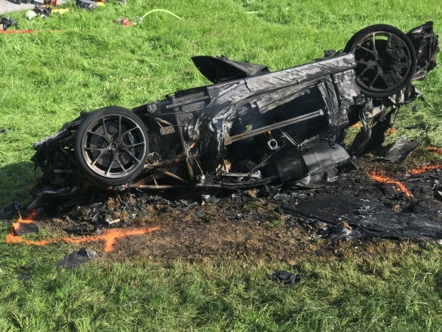 Auto, ve kterém Hammond havaroval.