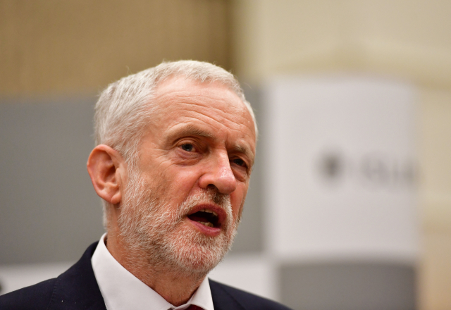 Lídr britských opozičních labouristů Jeremy Corbyn.