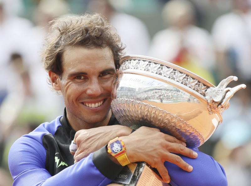 Tenista Rafael Nadal po vítězství na French Open 2017.