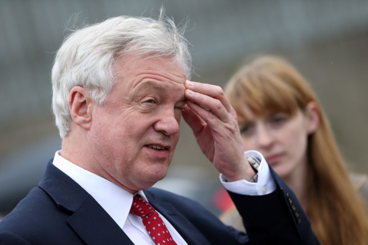 Britský ministr pro dojednání odchodu z Evropské unie David Davis. Britský ministr pro dojednání odchodu z Evropské unie David Davis.