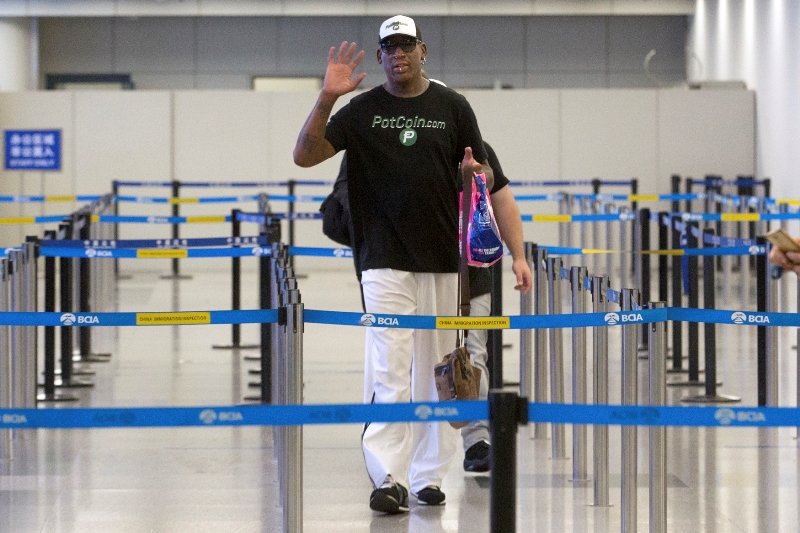 Dennis Rodman opět míří do KLDR. Dennis Rodman opět míří do KLDR.