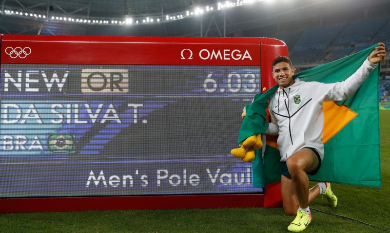 Olympijský šampion Thiago Braz. Olympijský šampion Thiago Braz.