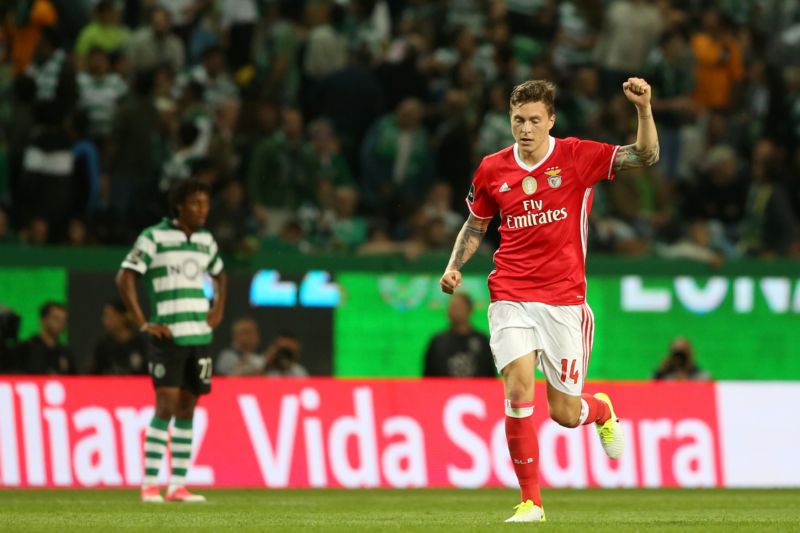 Švédský fotbalový reprezentant Victor Lindelöf. Švédský fotbalový reprezentant Victor Lindelöf.