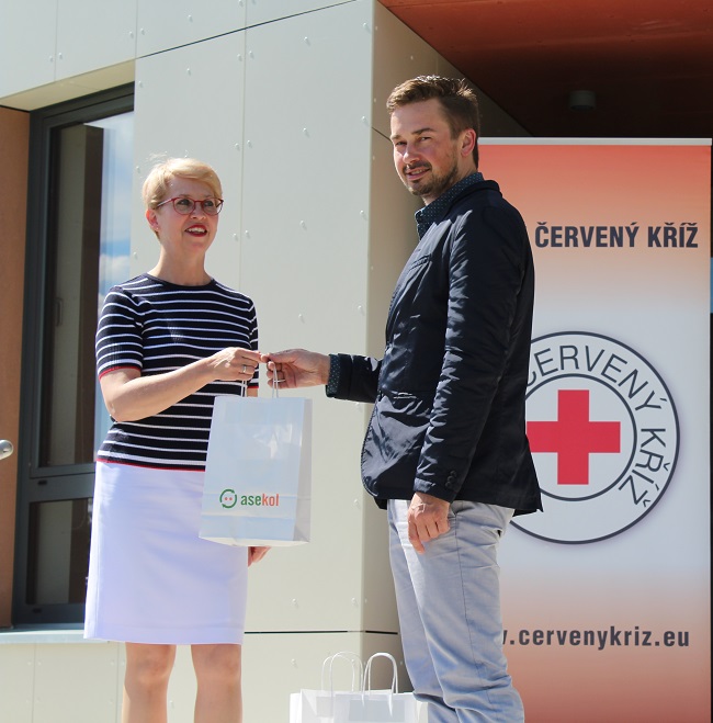 Společnost ASEKOL, provozovatel červených kontejnerů.