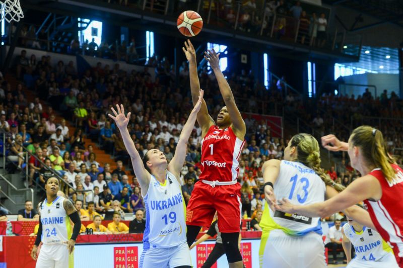 Česká naturalizovaná basketbalistka Kia Vaughnová.