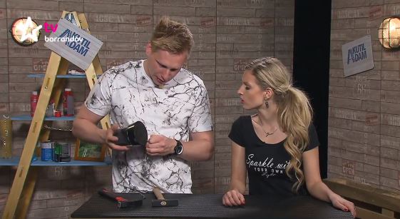 Kutilové Adam a Lucie z pořadu Kutil Adam přináší další zlepšovák. Kutilové Adam a Lucie z pořadu Kutil Adam přináší další zlepšovák.