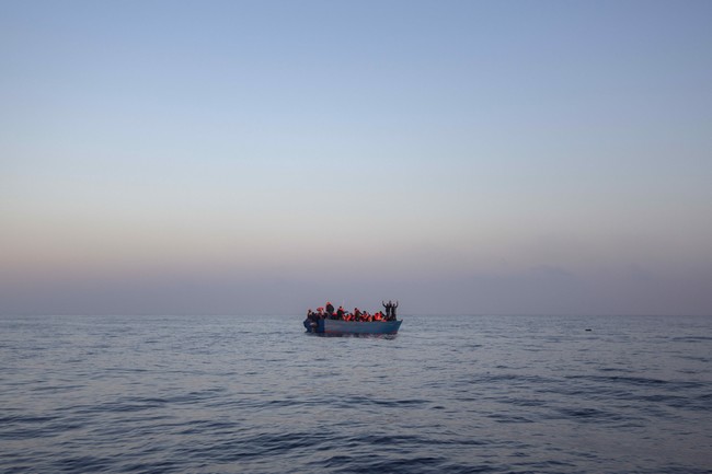 S migranty se potopil člun (ilustrační foto).