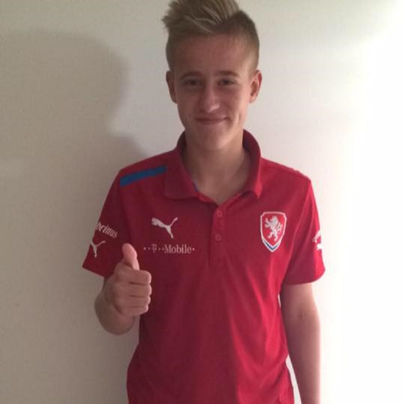 Český obránce Nicolas Penner
