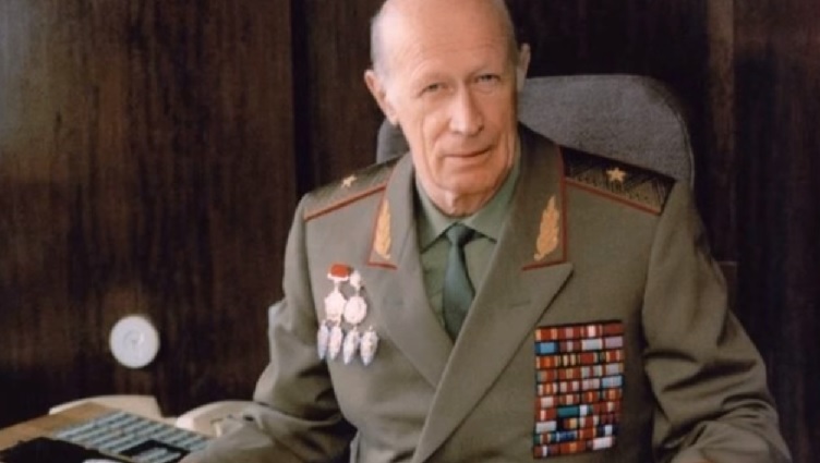 Legendární sovětský špion Jurij Drozdov. Legendární sovětský špion Jurij Drozdov.