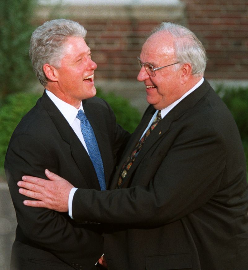 Bill Clinton a Helmut Kohl.