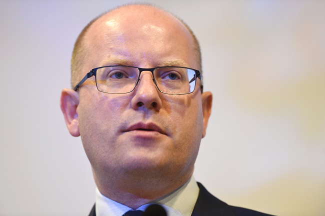 Bohuslav Sobotka se setká s prezidentem Francie.