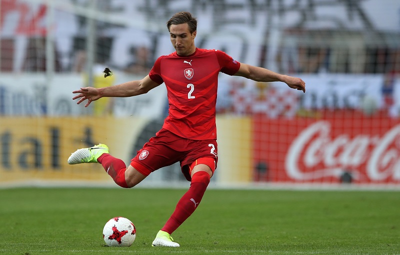 Český fotbalista Stefan Simič.