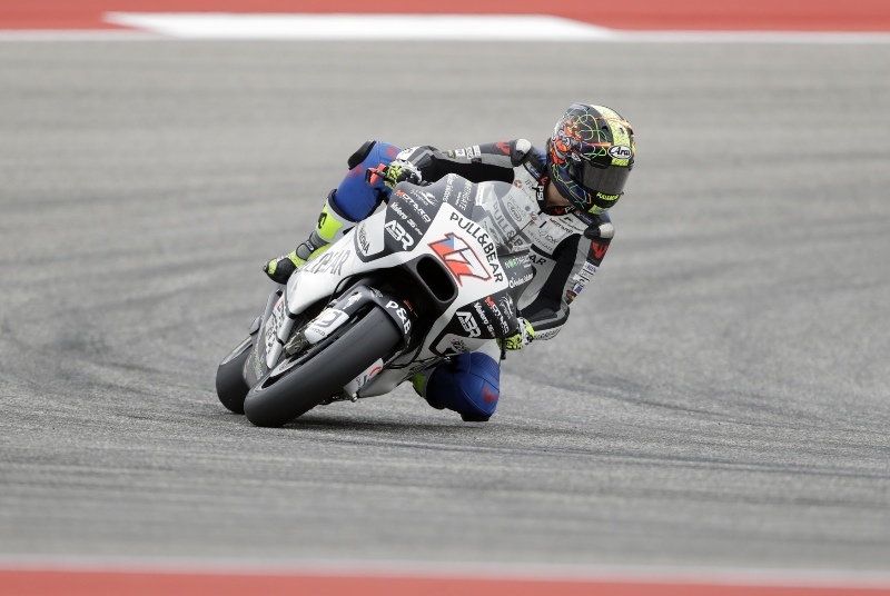 Motocyklista Karel Abraham.