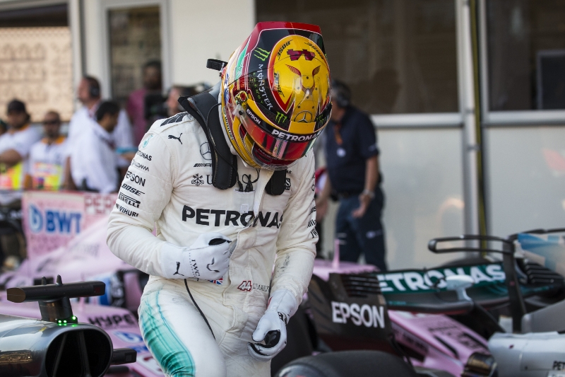 Závodník Lewis Hamilton po Velké ceně Ázerbájdžánu.