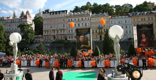 Z MFF Karlovy Vary.