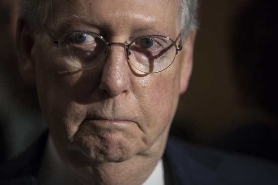 Šéf republikánské většiny v Senátu Mitch McConnell.
