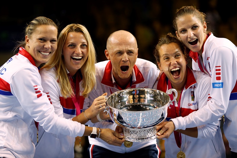 Radovat se ze zisku trofeje v domácím prostředí? Pro Češky v nejbližších letech nereálné. 