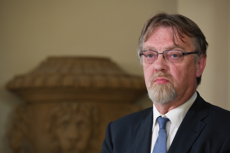 Ministr školství Stanislav Štěch.