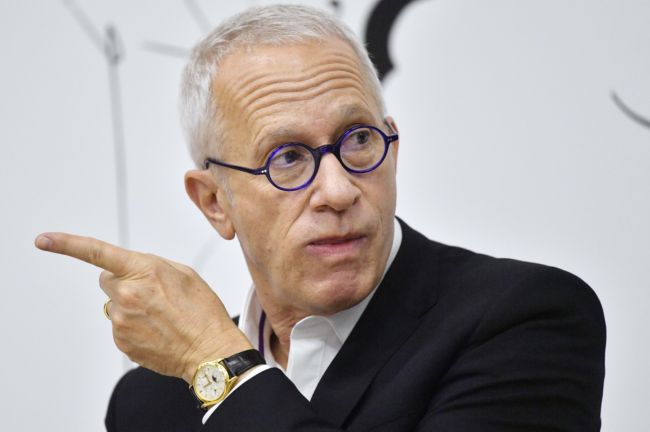 Americký hudební skladatel James Newton Howard.