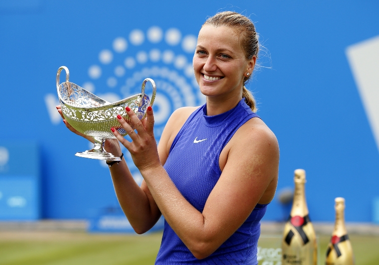 Petra Kvitová v přípravě na Wimbledon vyhrála turnaj v Birminghamu. Petra Kvitová v přípravě na Wimbledon vyhrála turnaj v Birminghamu.