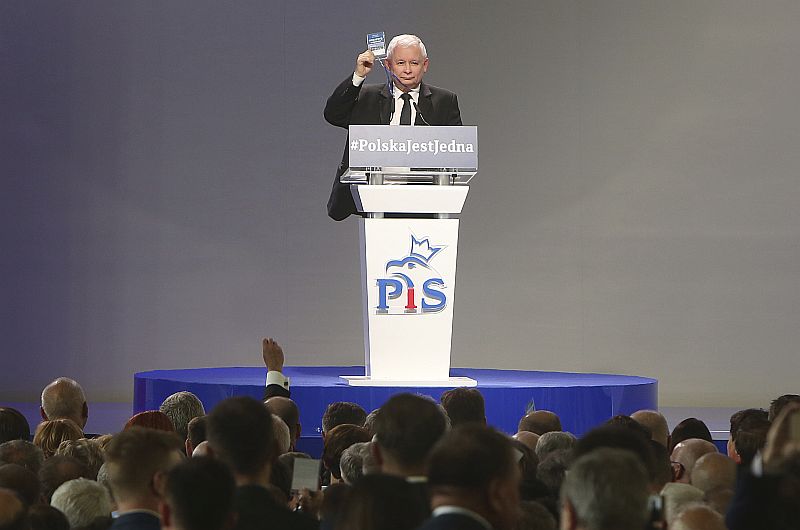 Předseda vládní strany Právo a spravedlnost (PiS) Jaroslaw Kaczyński. 