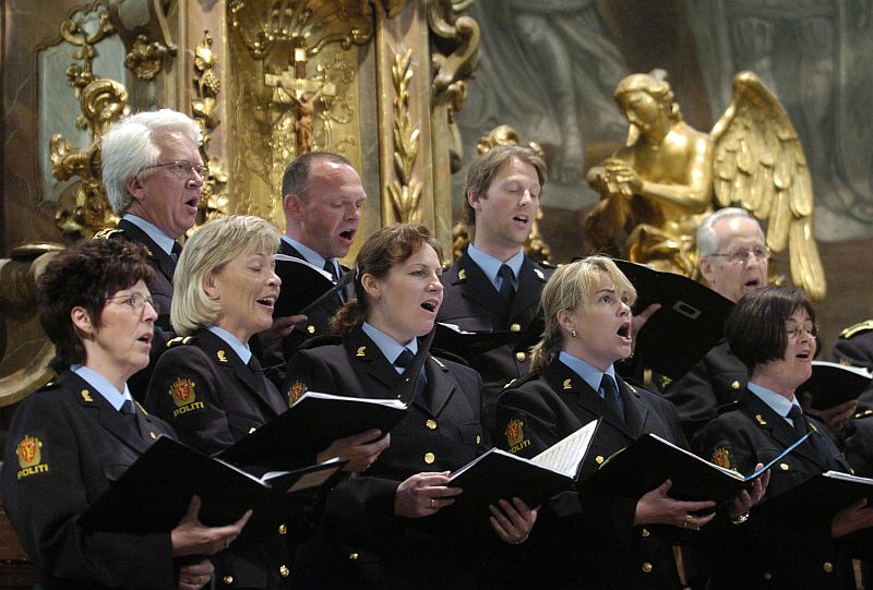 Norský pěvecký sbor Oslo Police Mixed Choir.
