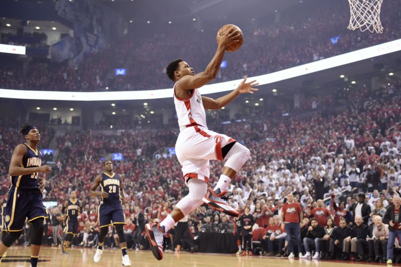 Kyle Lowry si v Torontu vydělá pohádkové peníze.