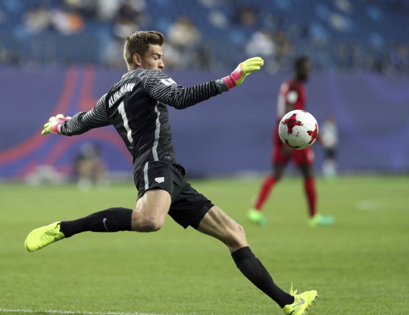 Jonathan Klinsmann trénuje s Herthou Berlín.