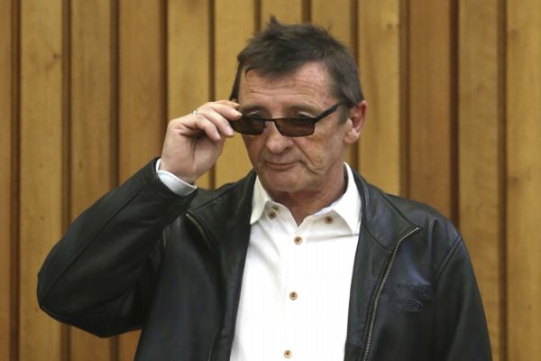 Bubeník Phil Rudd