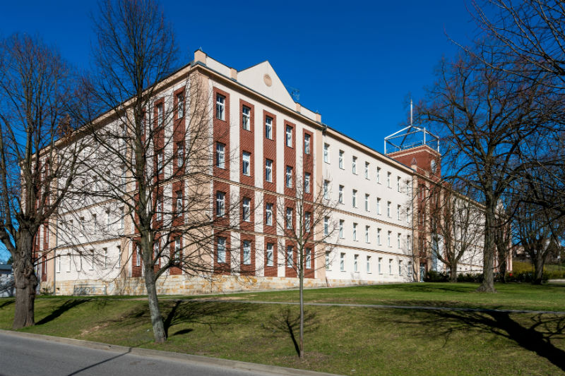 Obchodní akademie, Hotelová škola a Střední odborná škola v Turnově.