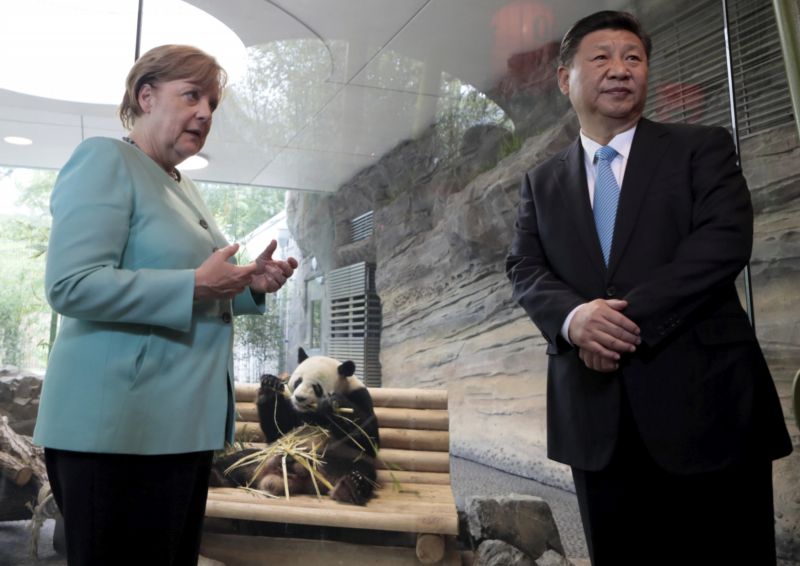 Německá kancléřka Angela Merkelová a čínský prezident Si Ťin-pching.