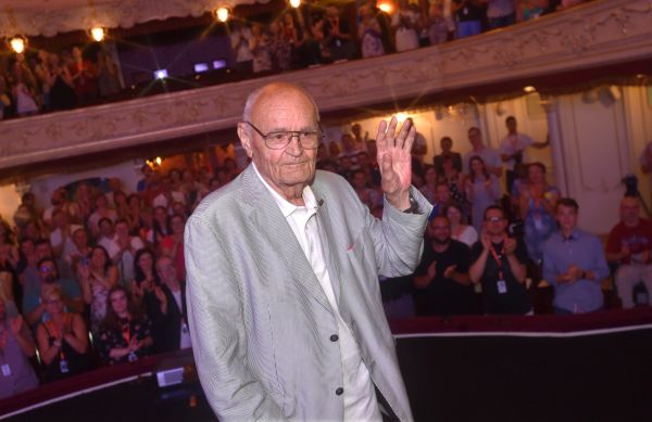 Režisér Václav Vorlíček.