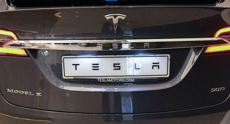 Automobilka Tesla.