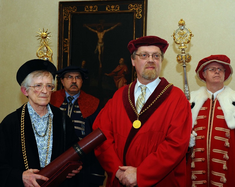 Nový ministr školství Stanislav Štěch ještě jako prorektor Karlovy univerzity (ilustrační foto). Nový ministr školství Stanislav Štěch ještě jako prorektor Karlovy univerzity (ilustrační foto).